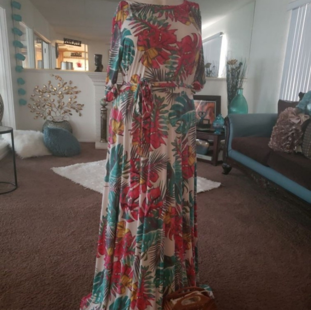 Flowy Maxi Dress